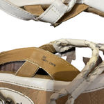 B.O.C. Born Concept Sandals‎ Size 8M White Leather C89701 Thong Strap Photo 4