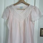 Gillian O’Malley lace trim short sleeve vintage nightgown Pink Size M Photo 1