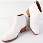 Seychelles  White Floodplain Pebbled Leather Booties Size 8 Photo 2