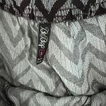 Black and grey chevron patterned shorts Photo 3