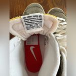 Nike Women’s  Mid ‘77 Blazer High Top Size 7 Olive Green Holiday Gift Shoe Photo 6