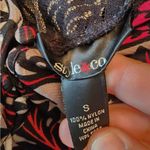 Style & Co  black and red lace back blouse size small Photo 2