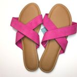 Old Navy Bright Pink Cross Strap Sandals Size 9 NWT Photo 7