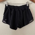 Lululemon Hotty Hot Short II 2.5" in black 4 Photo 2