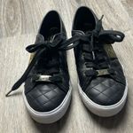 G by Guess Faux Leather Quilted Shoes Size 6 Photo 3