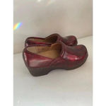 CLEARANCE Women's Melinda III GH Bass Red Clogs Size 6M EUC! Photo 3