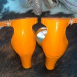 Pierre Dumas Orange heels Photo 3