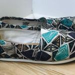 Toms Women's Classic Printed Abstract Canvas Casual Shoe sz 8.5 Photo 9