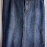 The Limited  Medium Wash denim pencil skirt, size‎ 4, princess seams midi length Photo 0