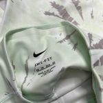 Nike  One Luxe Resort Womens Mid Rise 7/8 Leggings Barely Green Size XS Photo 4