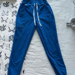 FIGS High rise  scrub pants  Photo 0