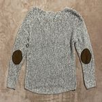 RDI  women's V-neck long-sleeve pullover sweater in a Gray & black Size Medium  Photo 3