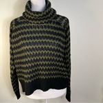 John + Jenn  casual Olive and Black Checkered Turtleneck Sweater size M Photo 2