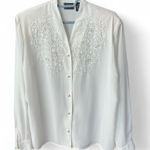 Laura Scott Vintage White embroidered floral button-up shirt size 10 Photo 0
