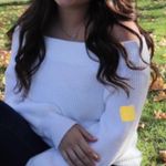 White Sweater Size M Photo 2