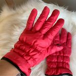 Kombi Womens Hot Pink Puffy Gloves Size Medium Photo 3
