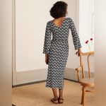 Boden Amy Jersey Midi Dress Black White 3/4 Bell Sleeve Floral Size 6 Belted Photo 2