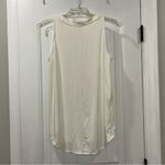 Zenana Outfitters Cream Sleeveless Top Women’s Medium Photo 5