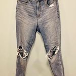 American Eagle  outfitters mom jeans comfort stretch waistband size 4 regular. Photo 5