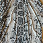 SUNSENSE by JAMIE SADOCK Ultralight Gray Black Snakeskin Print Sz XL Longsleeve Photo 12