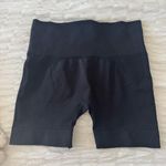 Set Active  Biker Shorts Photo 0