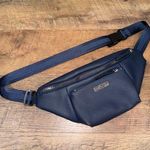 Kenneth Cole Reaction Navy Crossbody Bag Fanny Pack Waist Bag Blue Photo 0