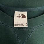 The North Face  Women’s Dark Green Crewneck Sweatshirt Heritage Patch Medium Photo 3