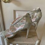Diva By Benjamin Walk Size 8.5 Diva Iridescent Heels Photo 2