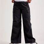 Nike  High-Waisted Cargo Pants Black Size XS Photo 1