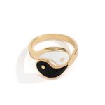 Boutique Vintage Yin Yang Enamel Gold Ring Photo 0
