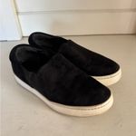 Vince  women’s black slip on shoes size 7.5 Photo 2