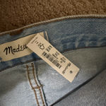 Madewell NWT Relaxed Denim Shorts Size 29 Light Wash Photo 8