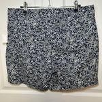 Talbots NWT  Floral Print Shorts Navy Blue‎ & White Women's Petite Size 12P Chino Photo 3