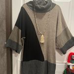 Kensie Blouse/Sweater Bell Sleeve Size L Photo 0