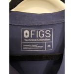 FIGS  Scrub Top Womens XS Cayo Popover Navy Blue Short Sleeve V-Neck TW2012 Photo 2
