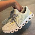 On Cloud  Gray Running Shoes Size 8.5 Photo 0