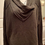 Elan Women's Olive Knit Waffle Thermal Surplice Neck Top from  EUC Small Photo 0