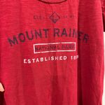 TechStyles Red Mount Rainer National Park Scoop Neck Tee Size L Photo 1