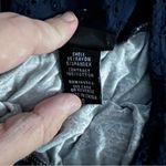 Torrid  Super Soft Crew Neck Eyelet Yoke Cold Shoulder Top Size 0/Large Casual. Photo 5