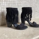 Very Volatile 🩵NWB🩵 VERY VOLITILE SUEDE LADIES BLACK FRINGE SANDALS ZIPPER CLOSURE SZ. 6 Photo 4