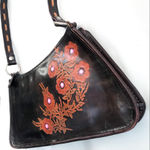Hand tooled leather purse Photo 1