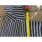 Caslon  woman’s sweatshirt NWT size medium Photo 4