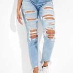 American Eagle destroyed mom jeans light wash women’s size 4 long trendy casual Photo 0