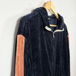 Monrow Women’s Velour Sporty Stripe Full Zip Hoodie in Neptune/Rose Size S/M Blue Photo 4