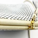 Whiting & Davis Vintage White Mesh Hand Bag Purse Kiss Closure, Shoulder Strap Photo 4