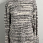 Kensie Kenzie sweater with flare cuffs.  Size Medium. Photo 0