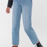 BDG High-Waisted Slim Straight Jean - light wash Photo 0