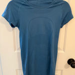 Lululemon  Teal Short Sleeve Tank Top Photo 0