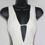 Tobi ladies  white skirt size XS Photo 1