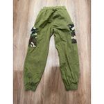 Almost Famous Olive Green Cargo Pants Camo Pocket Detail Women's Size Medium Photo 2